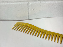 Load image into Gallery viewer, Cosmo Curve Comb Gold
